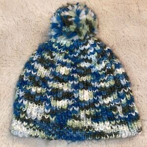 Old Navy Yarn Beanie with Pom!